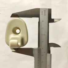 Cargar imagen en el visor de la galería, Clip gancho tapasol techo KK PM #generico