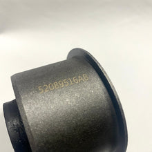 Cargar imagen en el visor de la galería, Buje diferencial delantero WK XK #516ab