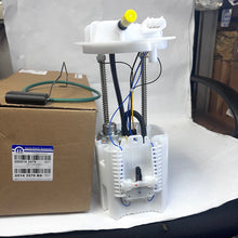 Cargar imagen en el visor de la galería, Bomba gasolina WK XK 16 bujias #579ag