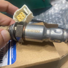 Cargar imagen en el visor de la galería, Sensor oxigeno WJ WK 8 bujias G4 #180aa