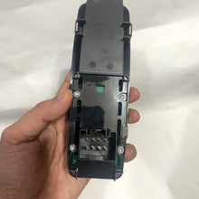 Cargar imagen en el visor de la galería, Mando elevavidrios copiloto 8 pines 0 auto KK G4 #540ab