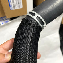 Cargar imagen en el visor de la galería, Manguera radiador KK sup #948ae