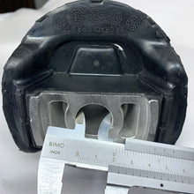 Cargar imagen en el visor de la galería, Buje cuna G4 tra #731ac