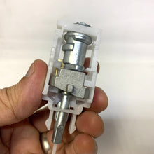 Cargar imagen en el visor de la galería, Vastago interruptor encendido suichera TJ XJ KJ WJ #492ac