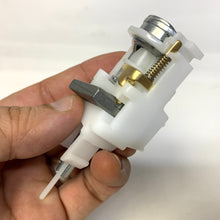 Cargar imagen en el visor de la galería, Vastago interruptor encendido suichera TJ XJ KJ WJ #492ac