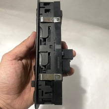 Cargar imagen en el visor de la galería, Mando elevavidrios piloto 11 pines 2 auto KK G4 #823ab