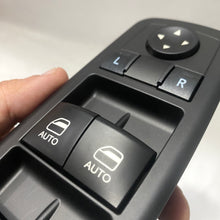 Cargar imagen en el visor de la galería, Mando elevavidrios piloto 11 pines 2 auto KK G4 #823ab