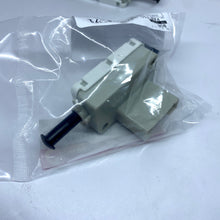 Cargar imagen en el visor de la galería, Suiche pedal freno KJ KK #344aa