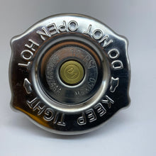 Cargar imagen en el visor de la galería, Tapa radiador 18 lbs #974aa