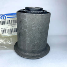 Cargar imagen en el visor de la galería, Buje meseta inf WK XK (amortiguador) #632ac