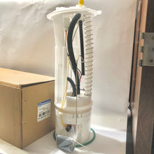 Cargar imagen en el visor de la galería, Bomba gasolina KJ #829ac