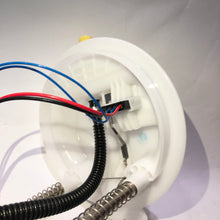 Cargar imagen en el visor de la galería, Bomba gasolina KK #095aa