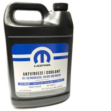 Cargar imagen en el visor de la galería, Refrigerante galon 3,78lts 50/50 morado #849ab