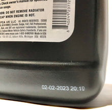 Cargar imagen en el visor de la galería, Refrigerante galon 3,78lts 50/50 morado #849ab