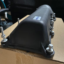 Cargar imagen en el visor de la galería, Tapa valvula KJ KK izq #generico