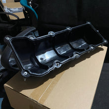 Cargar imagen en el visor de la galería, Tapa valvula KJ KK der #generico