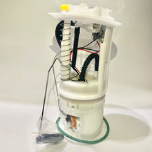 Cargar imagen en el visor de la galería, Bomba gasolina WK XK 8 bujias #579ai