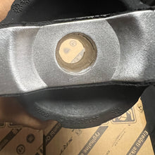 Cargar imagen en el visor de la galería, Buje cuna G4 del #754ac
