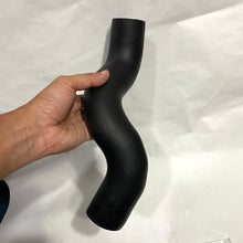 Cargar imagen en el visor de la galería, Manguera radiador KJ inf #712ab
