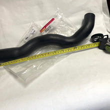 Cargar imagen en el visor de la galería, Manguera radiador G4 inf #025ab
