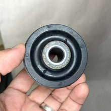 Cargar imagen en el visor de la galería, Buje meseta sup G4 #624AE
