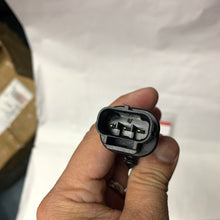 Cargar imagen en el visor de la galería, Sensor posicion cigueñal 4.0 XJ #866ab
