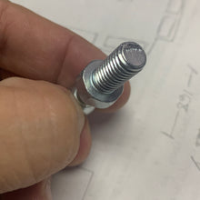 Cargar imagen en el visor de la galería, Perno tornillo instalacion gato maleta #generico
