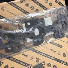 Cargar imagen en el visor de la galería, Empacadura multiple escape 3.7 KJ KK izq y der #090 #091
