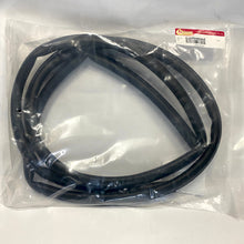 Cargar imagen en el visor de la galería, Goma capot interna G4 #493aa
