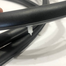 Cargar imagen en el visor de la galería, Goma capot interna G4 #493aa
